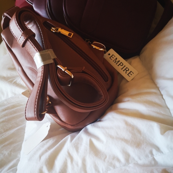 Bag - Picture 2 of 5